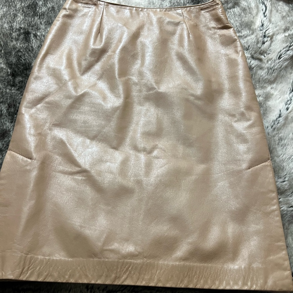 Danier Camel/Tan genuine Leather Skirt size 4